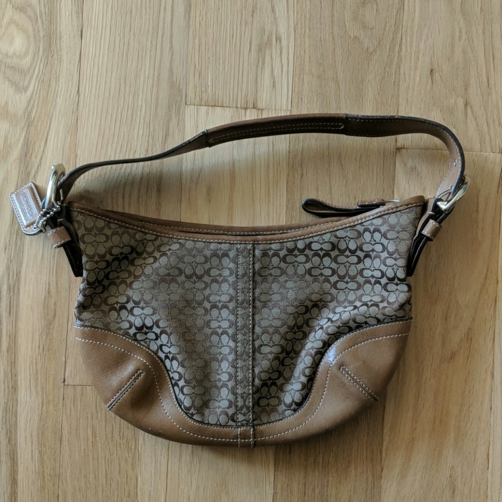 Coach Signature Hobo